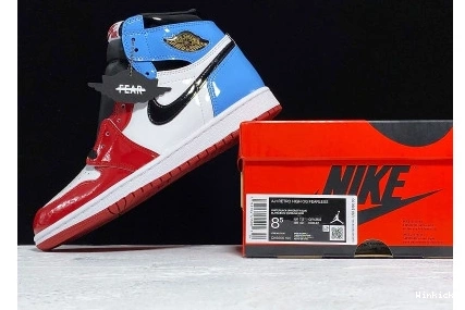 CK5666-100 RETRO CHICAGO JORDAN - 1 FEARLESS HIGH UNC 0925